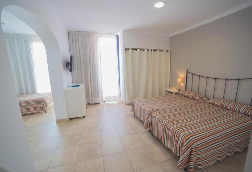 スタンダード４人部屋, Casa Del Mar Hotel & Apartaments
