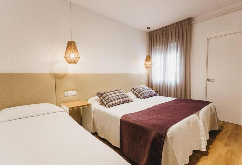 חדר סטנדרט לשלושה, Catalunya Ribes De Freser