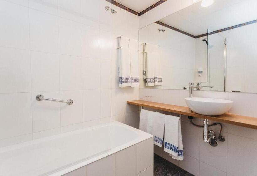 四人标准间, Catalunya Ribes De Freser