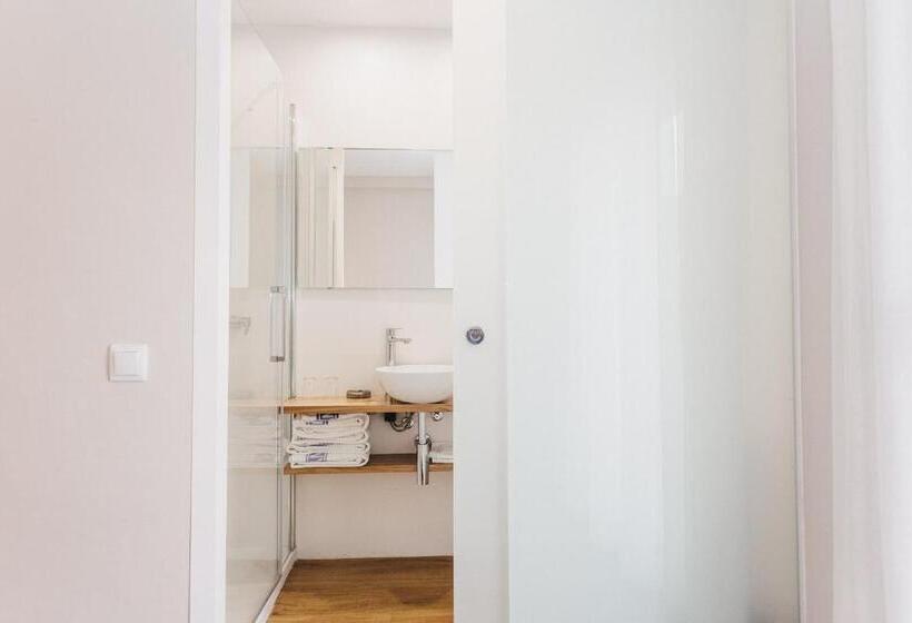 四人标准间, Catalunya Ribes De Freser