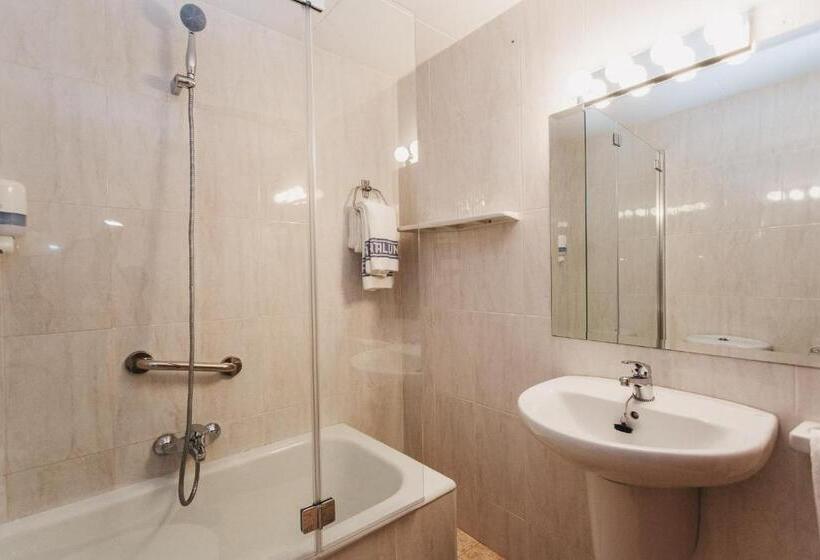 标准单人间, Catalunya Ribes De Freser