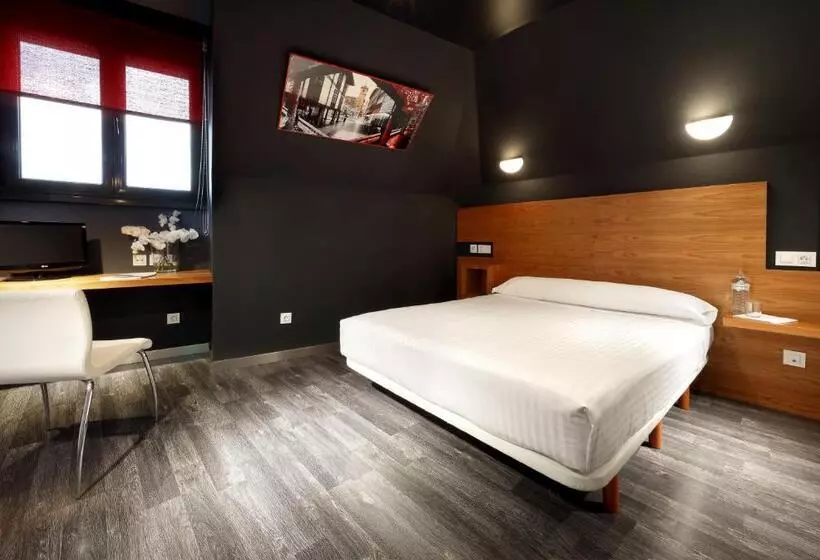 اتاق سوپریور با اتاق نشیمن, Exe Hotel El Magistral