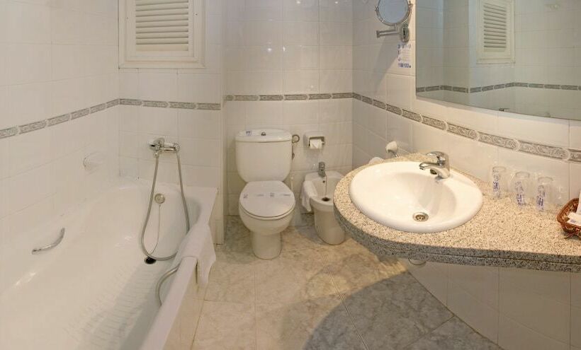 غرفة قياسية مزوَّدة بشُرفة, Ght Costa Brava & Spa