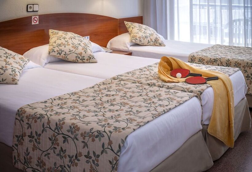 غرفة قياسية مزوَّدة بشُرفة, Ght Costa Brava & Spa