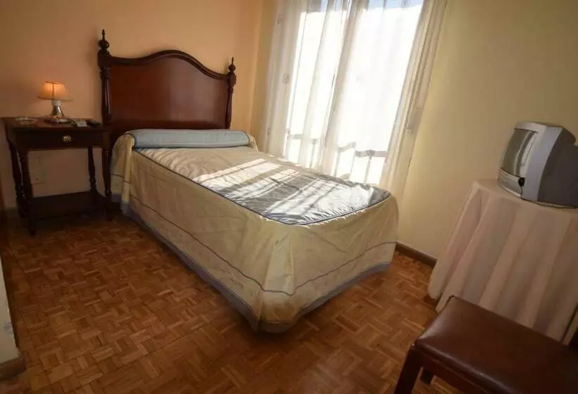 اتاق استاندارد یک نفره, Hostal Blazquez Sanchez