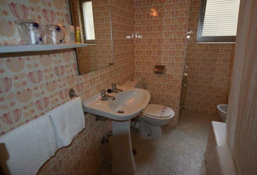 Номер Стандарт, Hostal Blazquez Sanchez