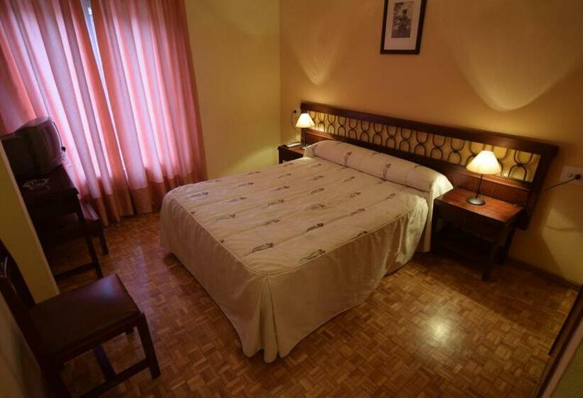 スタンダードルーム, Hostal Blazquez Sanchez