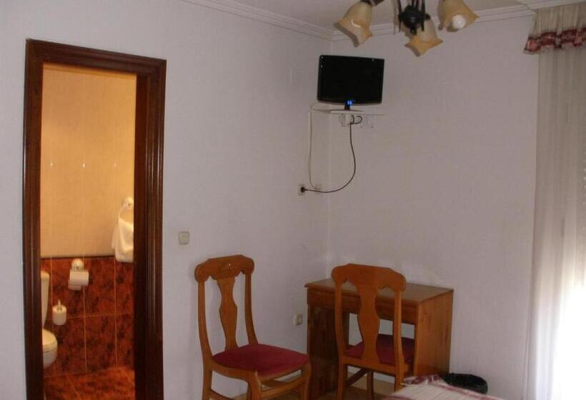 חדר סטנדרט, Hostal Virgen Del Villar
