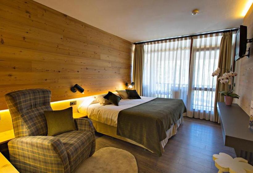 غرفة سوبيريور, La Coma