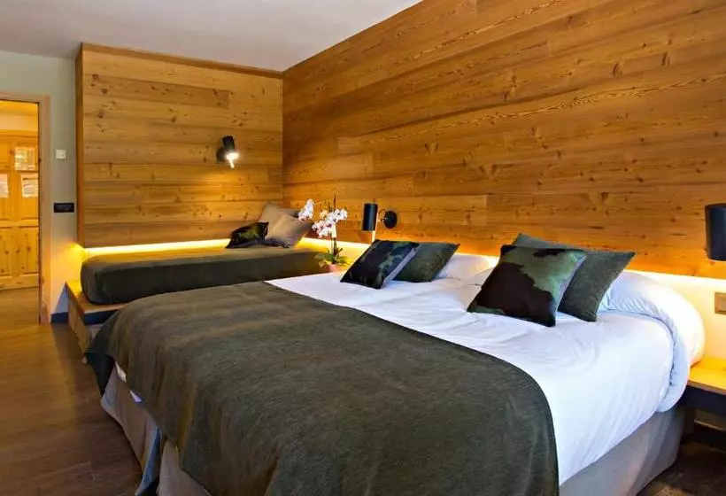 Superior Triple Room, La Coma