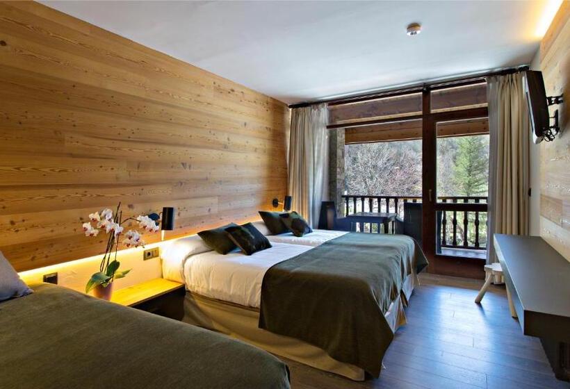 غرفة سوبيريور ثلاثية, La Coma