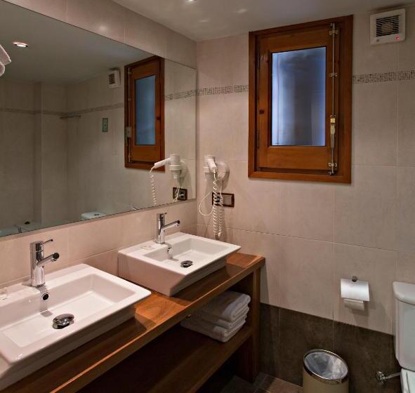 غرفة كلاسيكية رباعية, La Coma