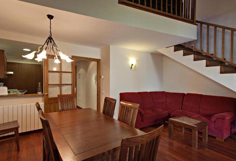 شقة غرفة واحدة, La Coma