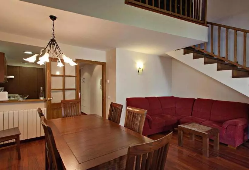 1 Bedroom Apartment, La Coma