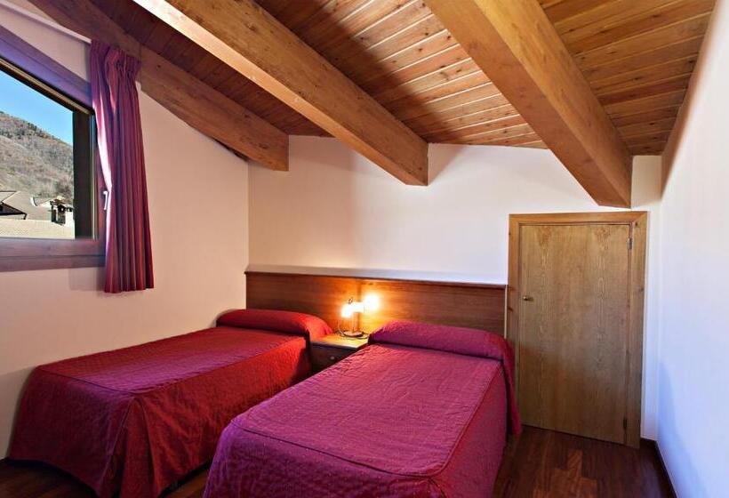 شقة غرفة واحدة, La Coma