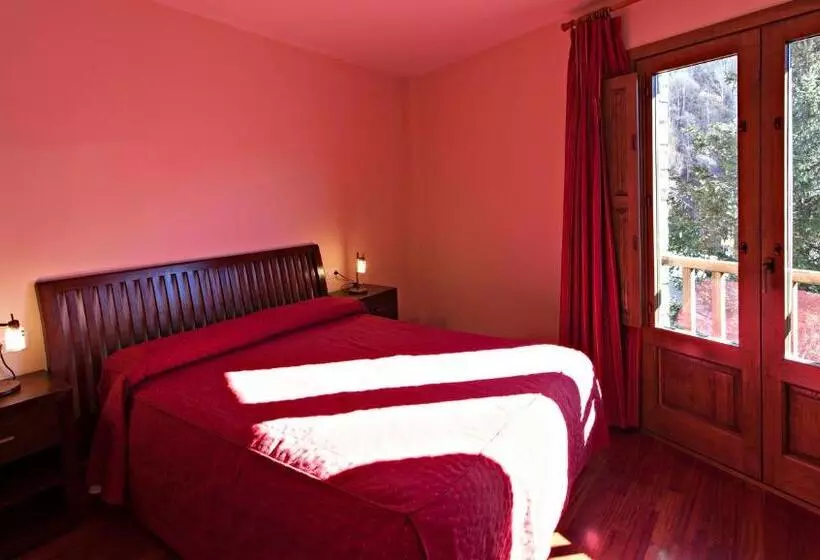 1 Bedroom Apartment, La Coma