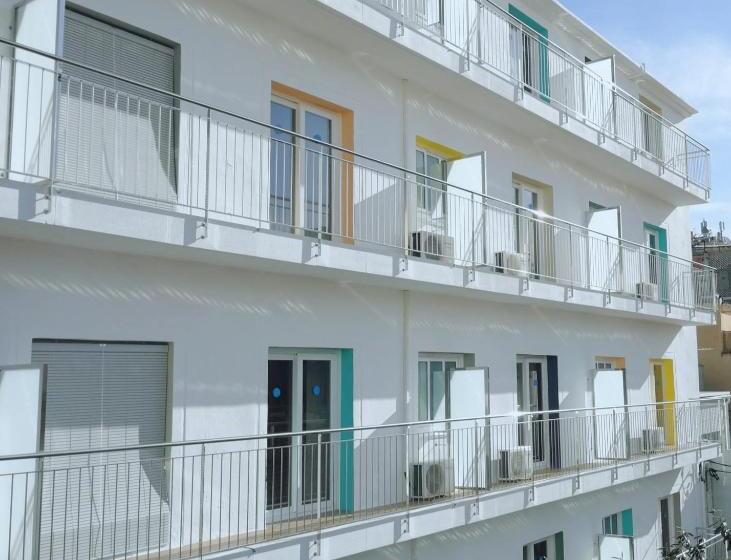 חדר סטנדרט, Mediterrani Express