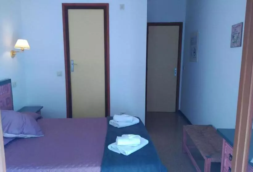 Quarto Standard Individual com Balcão, Miami