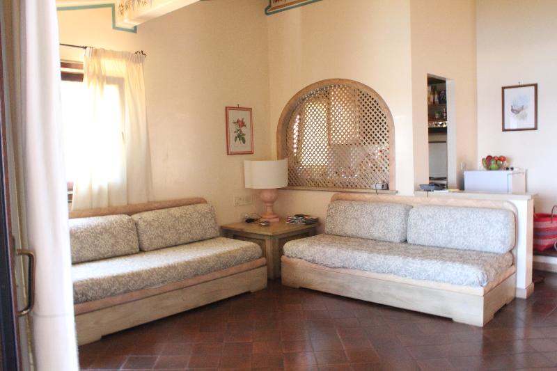 חדר סטנדרט יחיד, Ninays