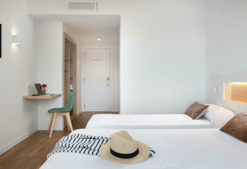 スタンダードルーム, Prestige Sant Marc