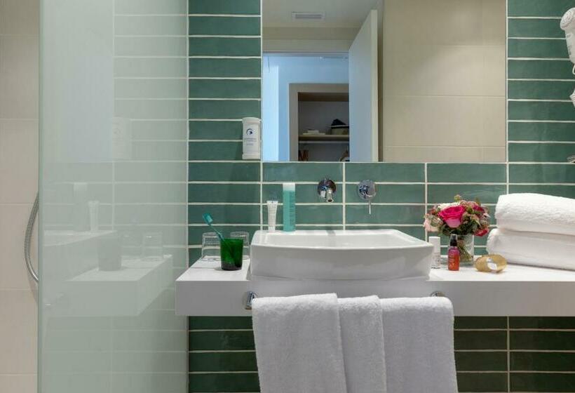 スタンダードルーム, Prestige Sant Marc