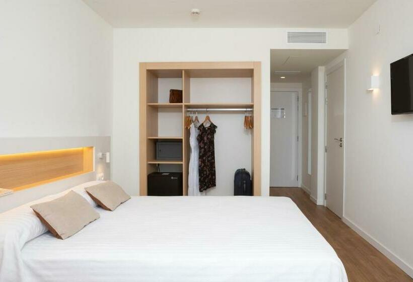 スタンダードルーム, Prestige Sant Marc