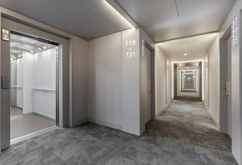 スタンダードルーム, Prestige Sant Marc