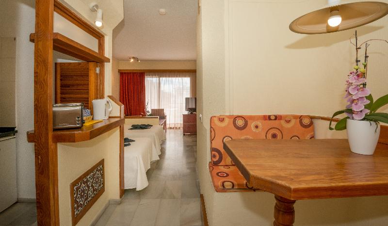 스탠다드 스튜디오, Hovima Atlantis