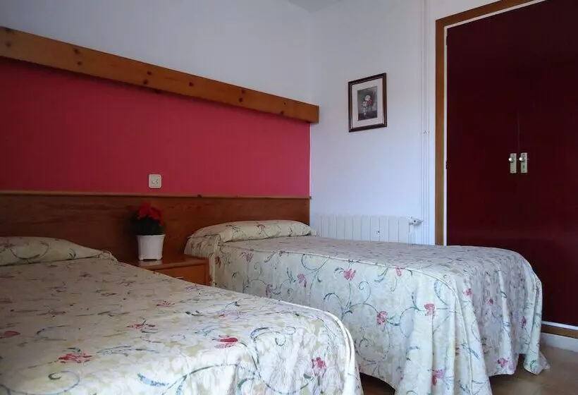 Chambre Triple Standard, Hostal Magnolia
