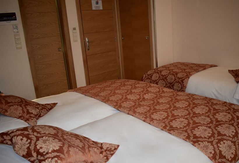 스탠다드 트리플 룸, Mapoula Pr Boutique