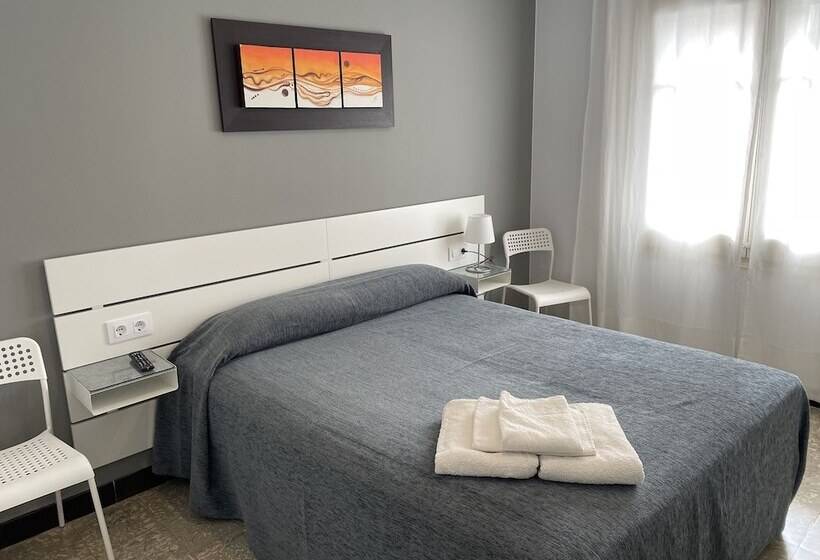 스탠다드 룸, Hostal Mediterráneo