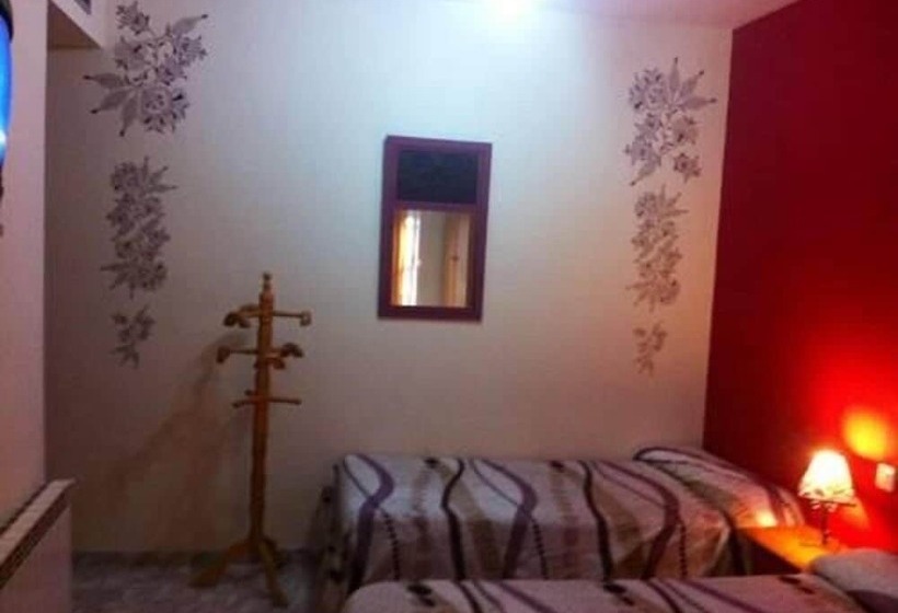 Habitación Estándar, Hostal Neptuno