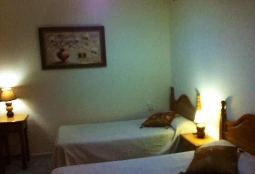 اتاق استاندارد, Hostal Neptuno