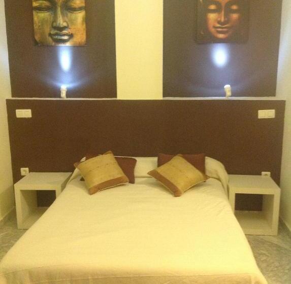 标准单人间, Hostal Neptuno