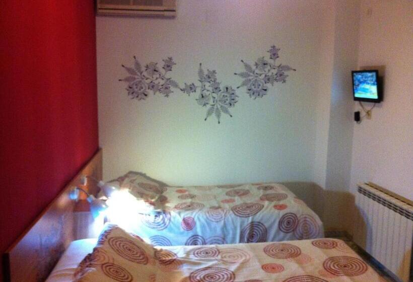 标准间, Hostal Neptuno