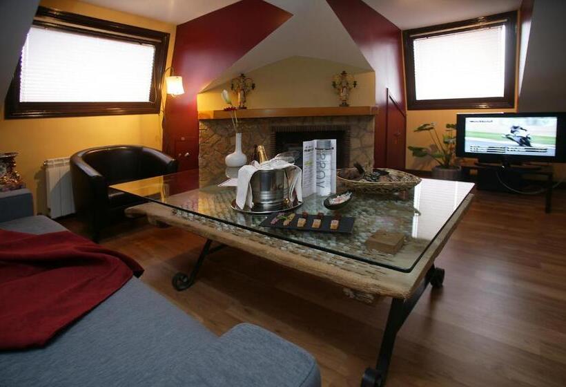 سوییت, El Doncel