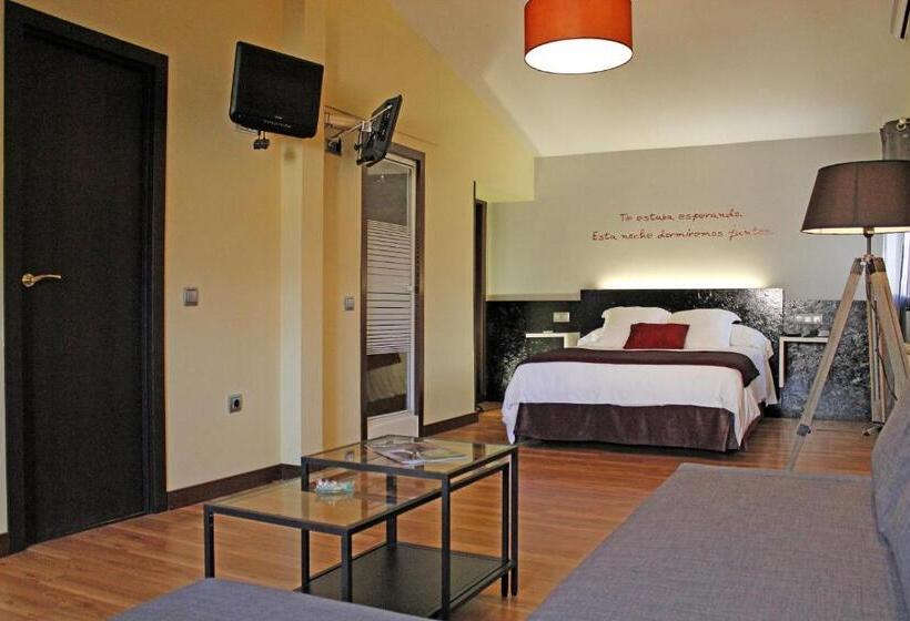 اتاق سوپریور, El Doncel