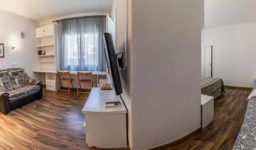 اتاق خانوادگی, Fonda Can Dalfo By Vivere Stays