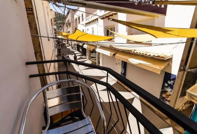 اتاق استاندارد سه تخته با بالکن, Fonda Can Dalfo By Vivere Stays
