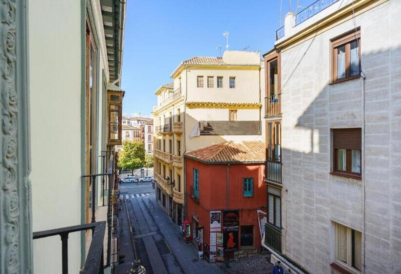 Chambre Standard avec Balcon, Hostal Austria