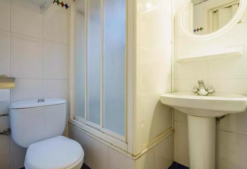 اتاق استاندارد اینتریور, Hostal Austria