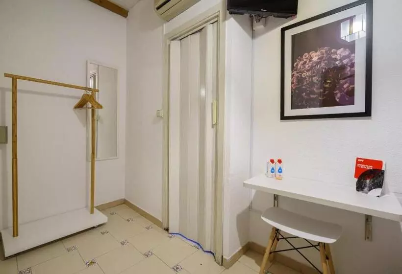 اتاق استاندارد اینتریور, Hostal Austria