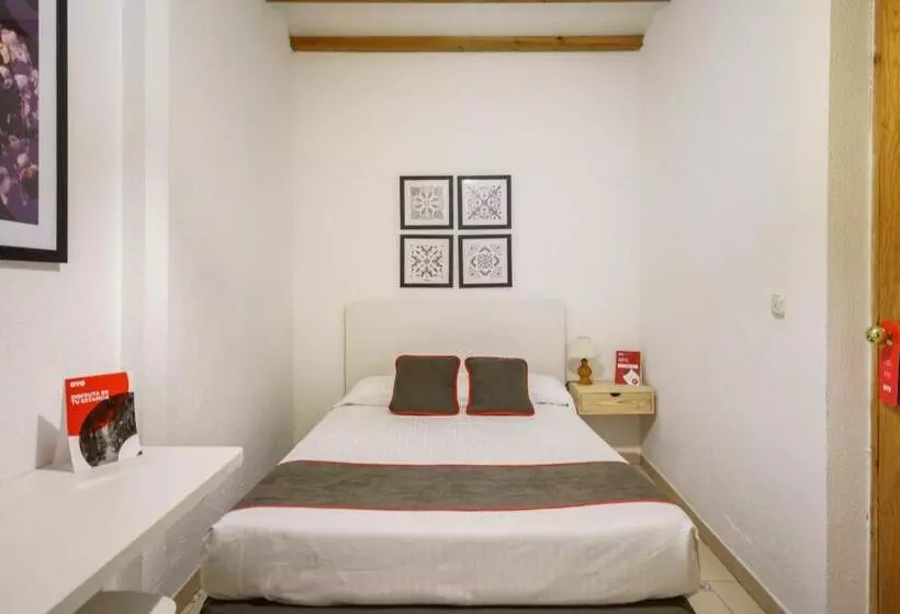 اتاق اقتصادی داخلی, Hostal Austria