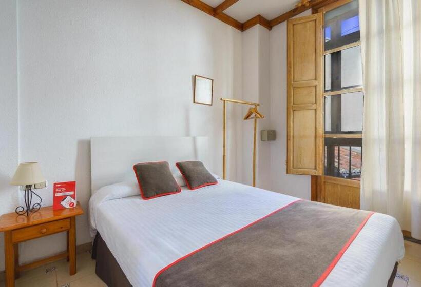 Chambre Standard avec Balcon, Hostal Austria