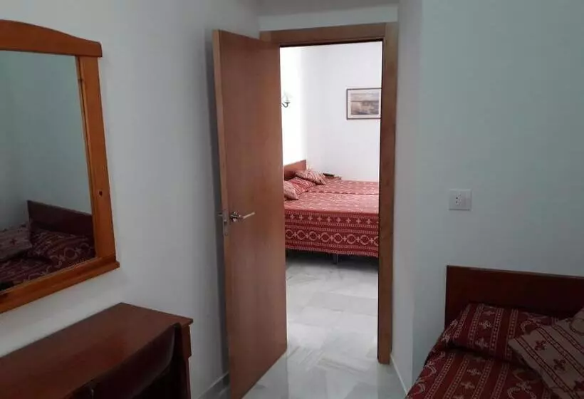 Habitación Cuádruple Estándar, Hostal Centro Sol