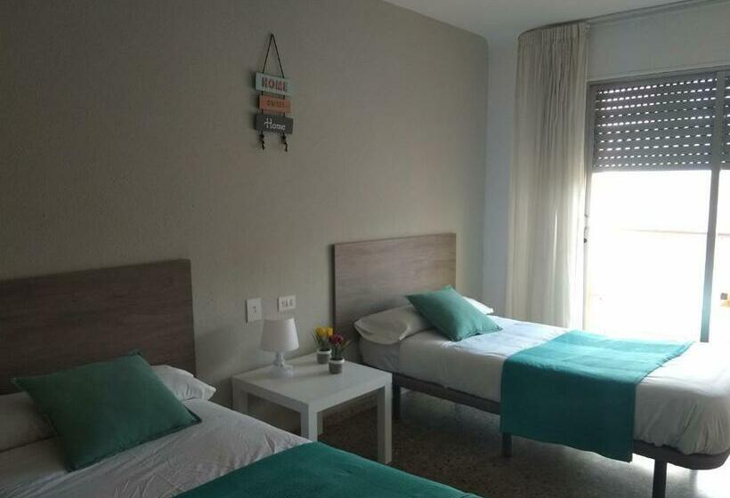 Номер Стандарт, Hostal Garamar