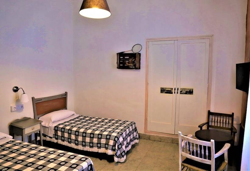 四人标准间, Hostal Montsoliu