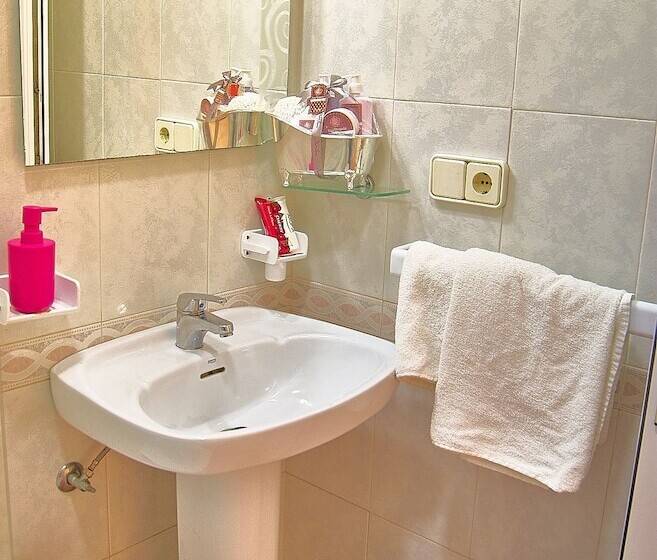 スタンダードシングルルーム, Hostal Restaurante La Nina