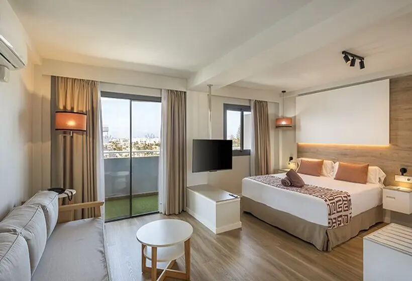 ジュニアスイート, LIVVO Anamar Suites