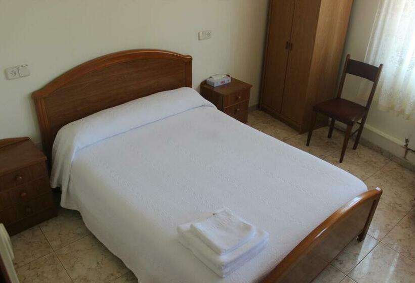 스탠다드 룸, O Cruceiro